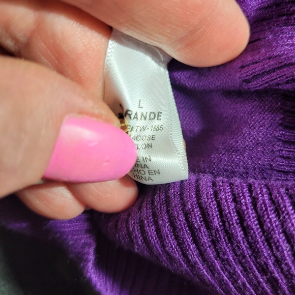 Purple long sleeve fitted lite weight sweater like top. - Picture 3 of 11